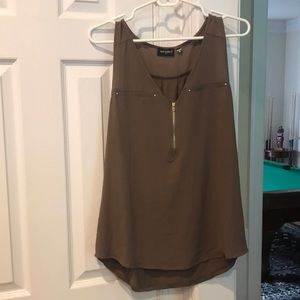 Tan and gold zipper and 2 pocket tank